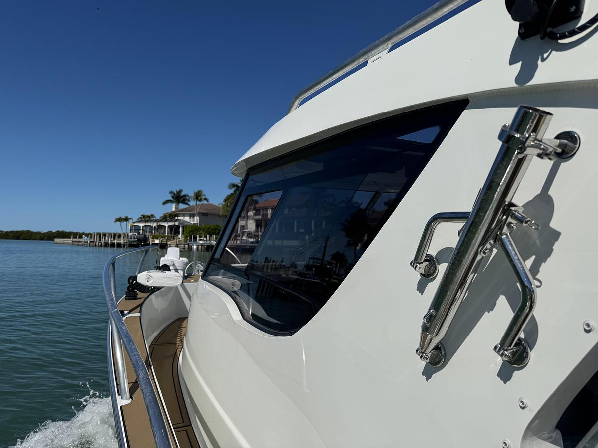 2026 Extreme Boats 916 Walk Around 30'