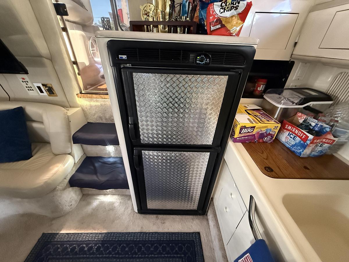 Used 1996 Sea Ray 400 Express Cruiser