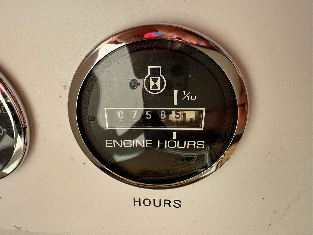 Used 2000 Sea Ray 380 Sundancer