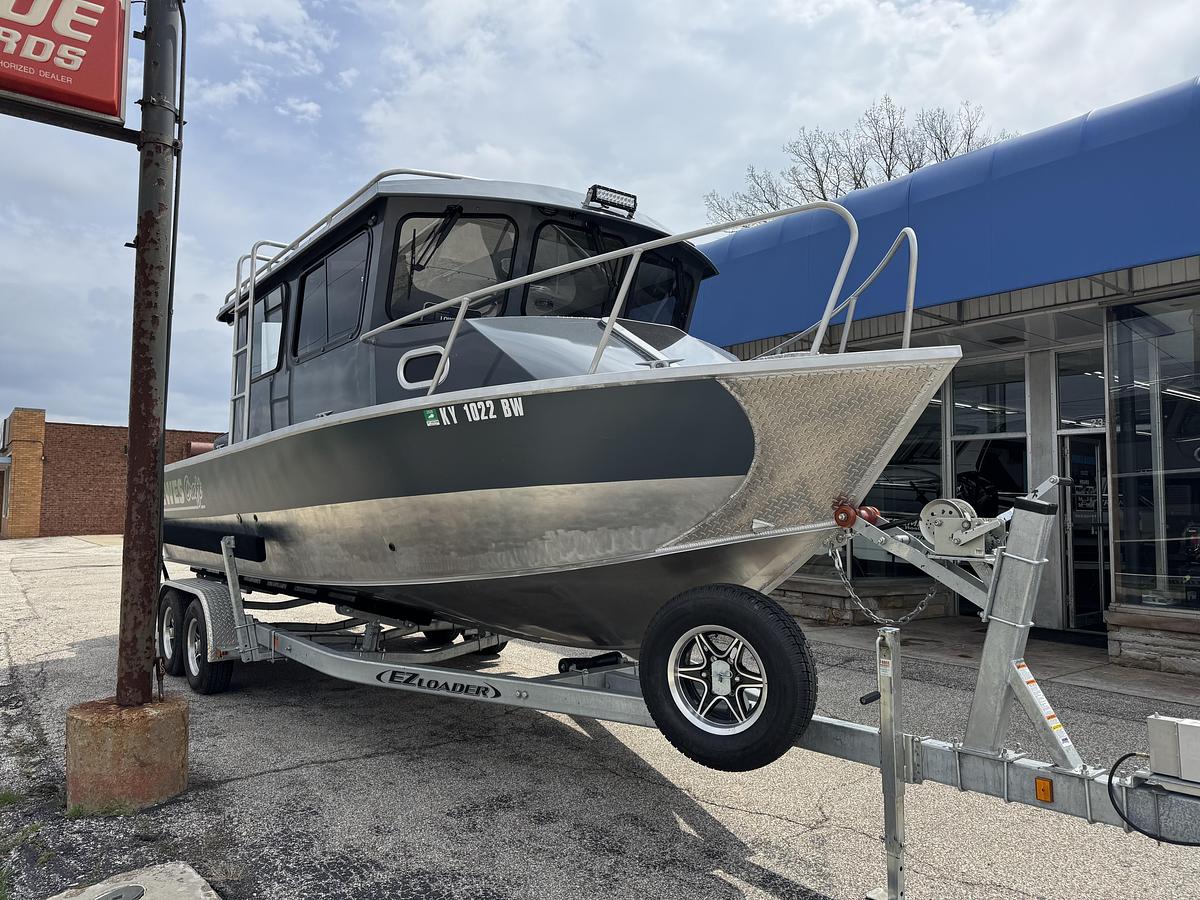 Used 2025 Hewescraft 240 Pacific Cruiser Hardtop