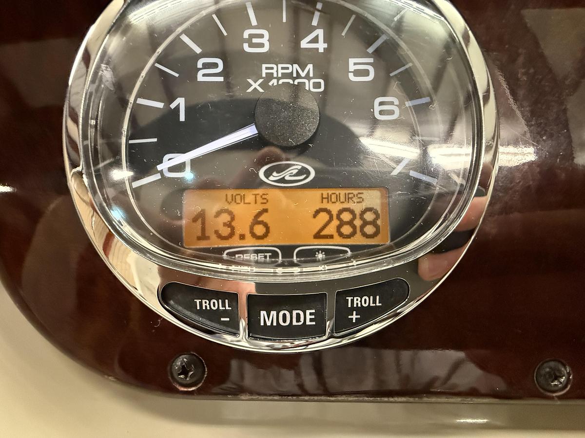 Used 2012 Sea Ray 280 Sundancer