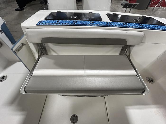 Used 2019 Albemarle 27 Dual Console