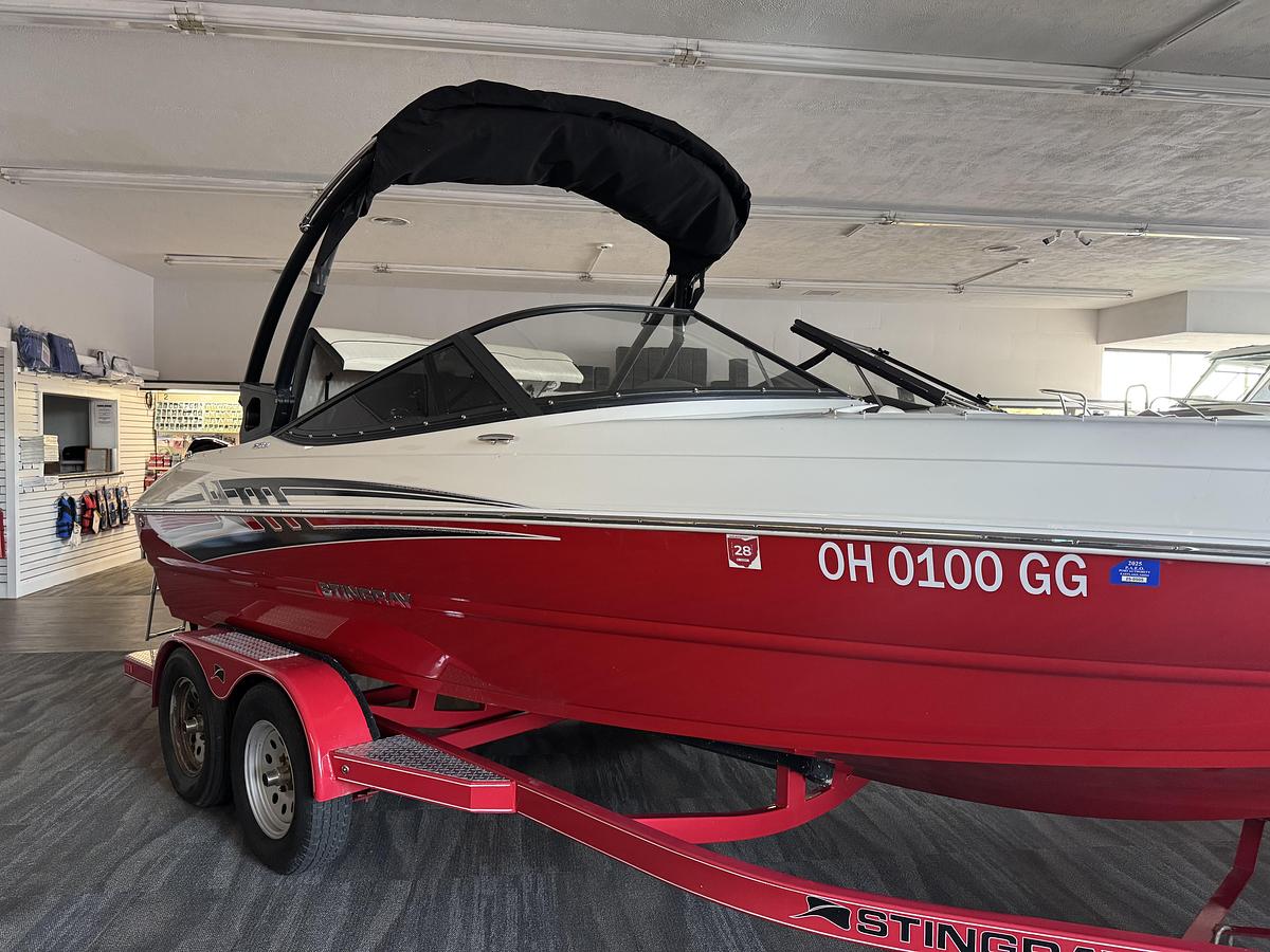 Used 2021 Stingray 205 LS