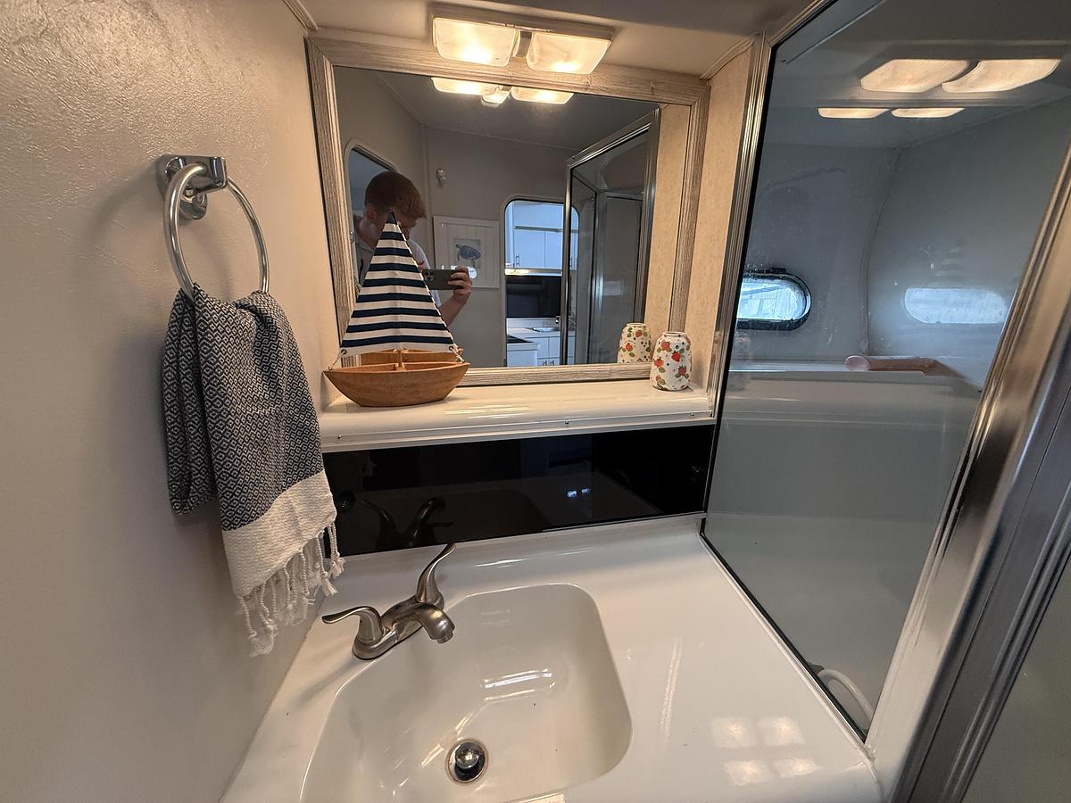 Used 1992 Silverton  41 Aft Cabin Motor Yacht