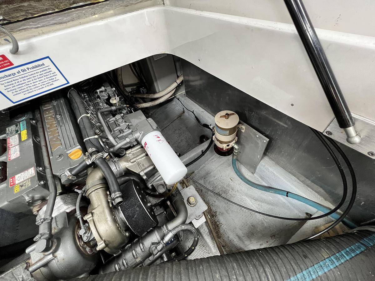 Used 2001 Mainship 34 Pilot