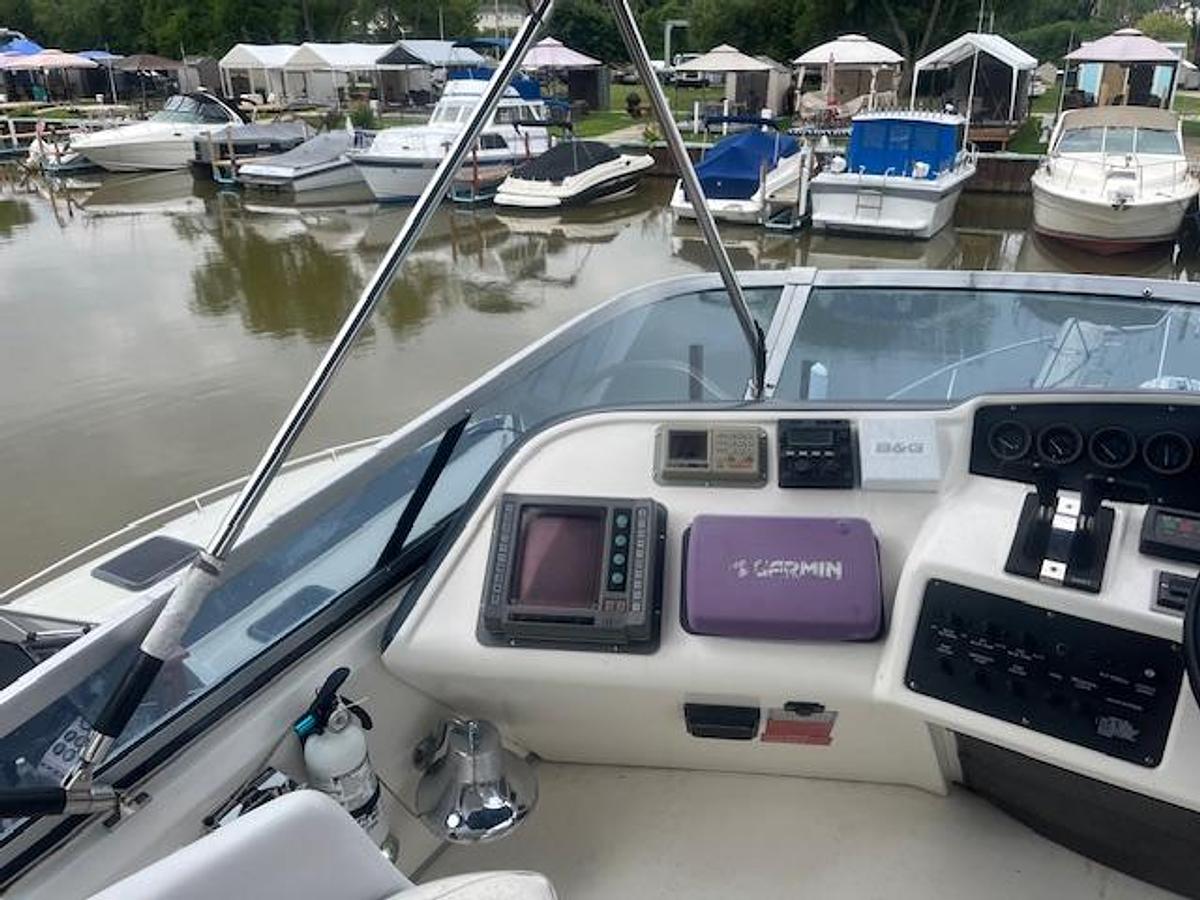 Used 1991 Sea Ray 370 Sedan Bridge