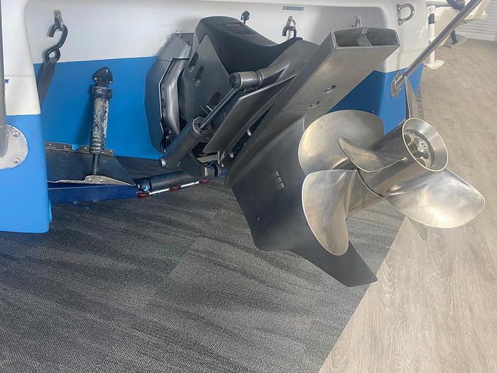 Used 2002 Four Winns 205 Sundowner