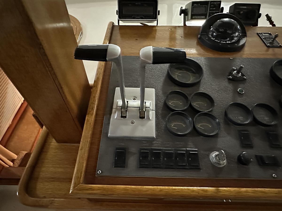 Used 1982 Egg Harbor 42 Aft Cabin Motor Yacht