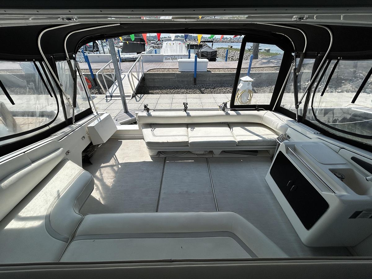 Used 1993 Sea Ray 440 Sundancer