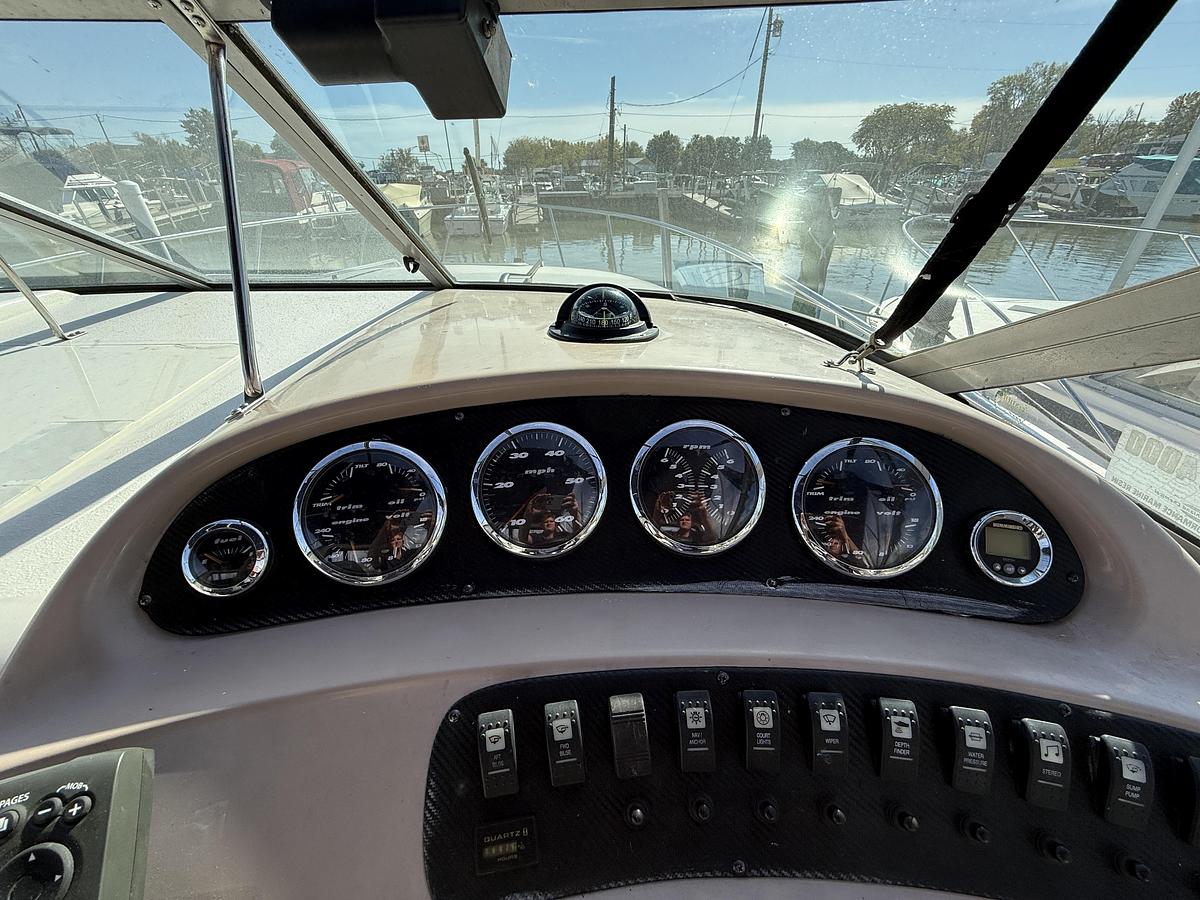 Used 1999 Chaparral 300 Signature