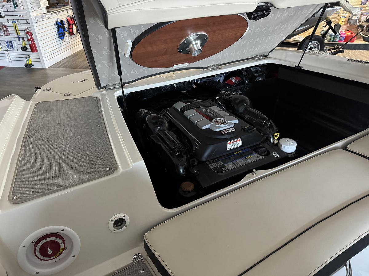 Used 2021 Stingray 205 LS