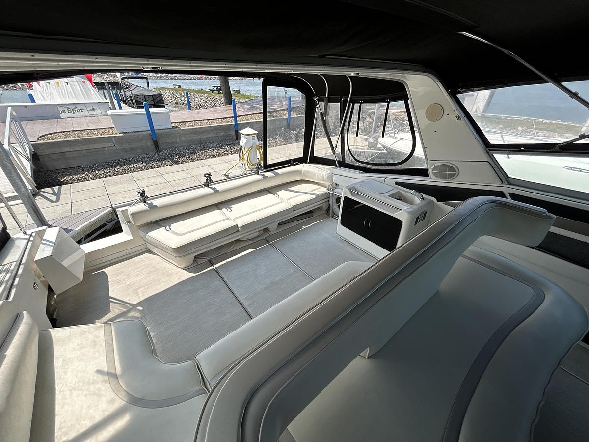 Used 1993 Sea Ray 440 Sundancer