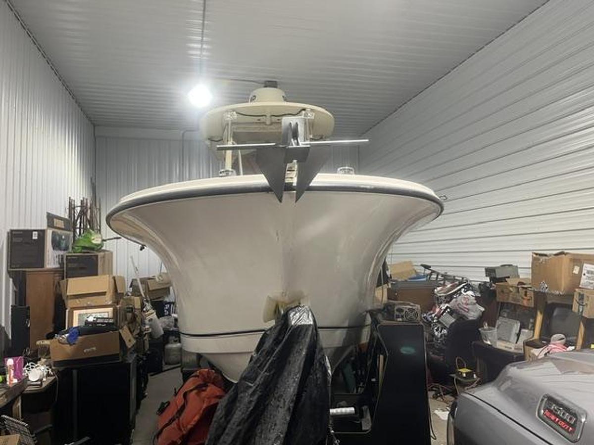 Used 2005 Trophy 2502 Pro