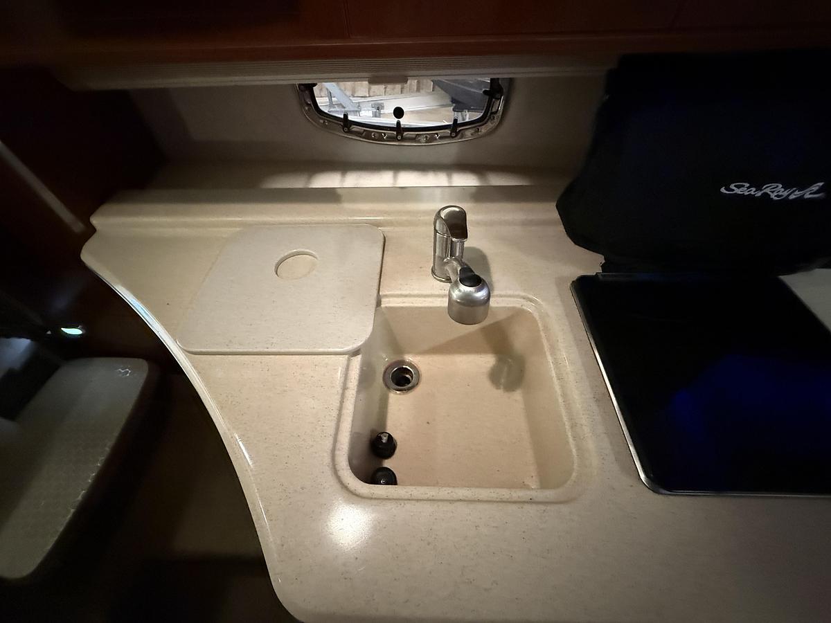 Used 2012 Sea Ray 280 Sundancer