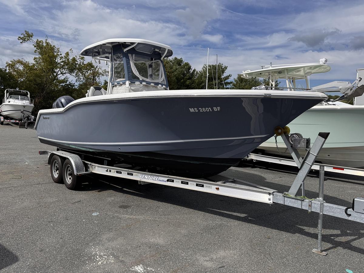 Used 2015 Tidewater 252 Center Console Adventure