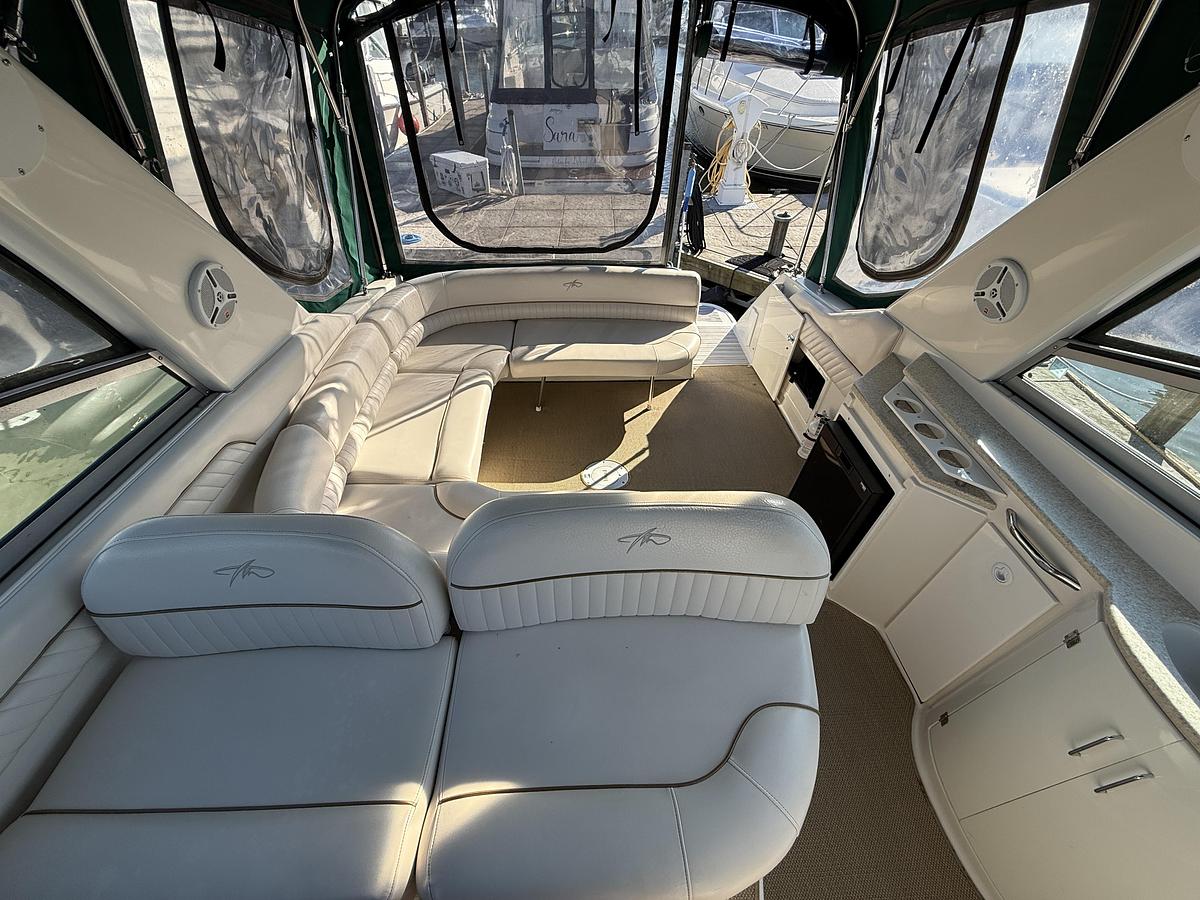 Used 2000 Monterey 322 Cruiser