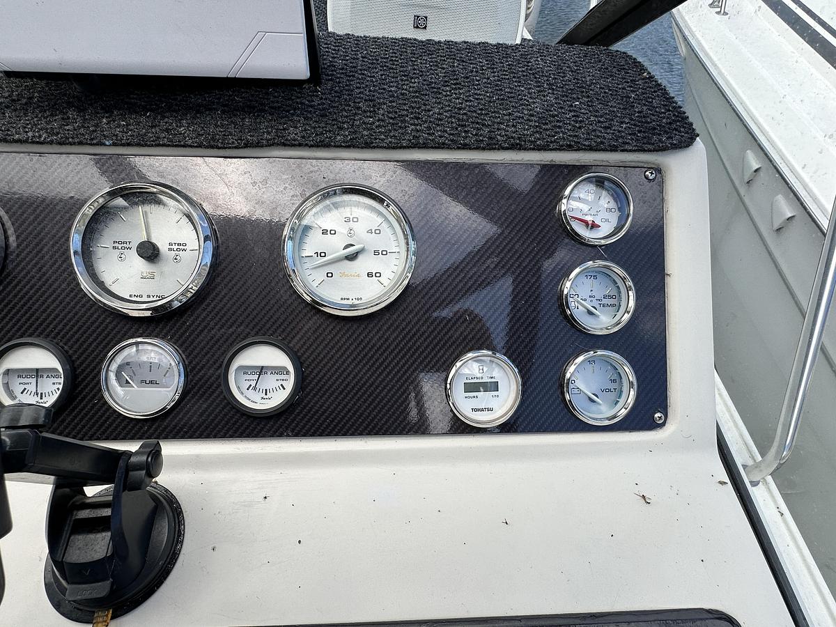 Used 1990 Silverton 34 Express