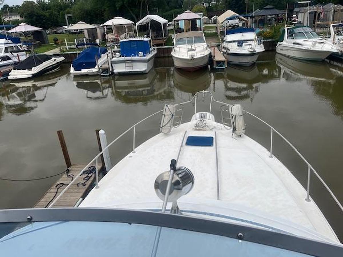 Used 1991 Sea Ray 370 Sedan Bridge