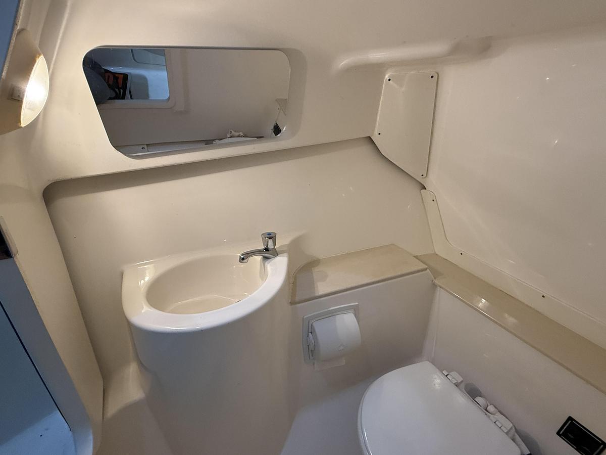 Used 2014 Pursuit 265 DC