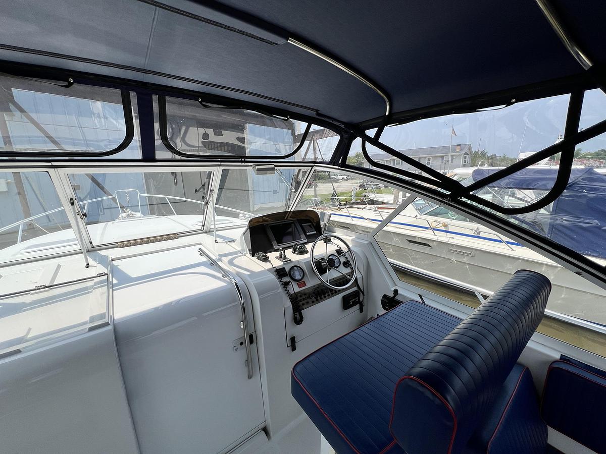 Used 2001 Mainship 34 Pilot