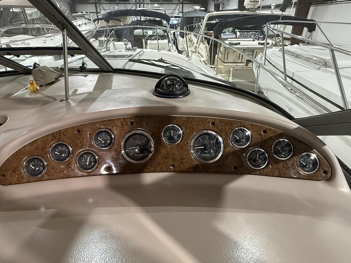 Used 2000 Sea Ray 310 Sundancer