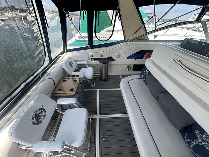 Used 1990 Sea Ray 350 Sundancer