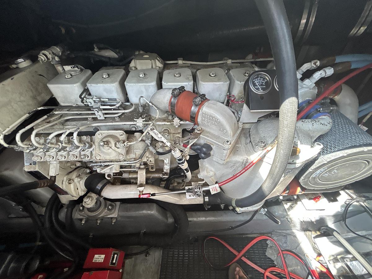 Used 1993 Sea Ray 440 Sundancer