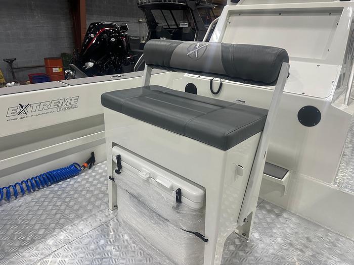 2025 Extreme Boats 645 Centre Console