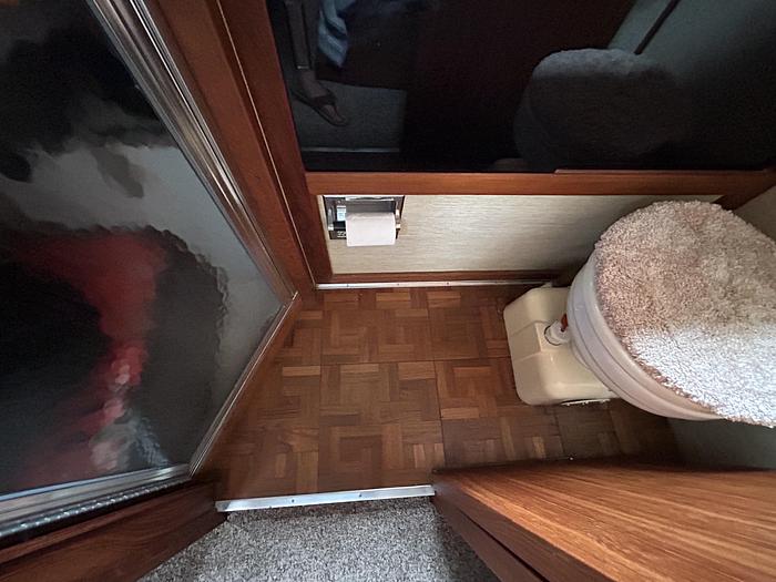 Used 1986 Marinette 39' Double Cabin