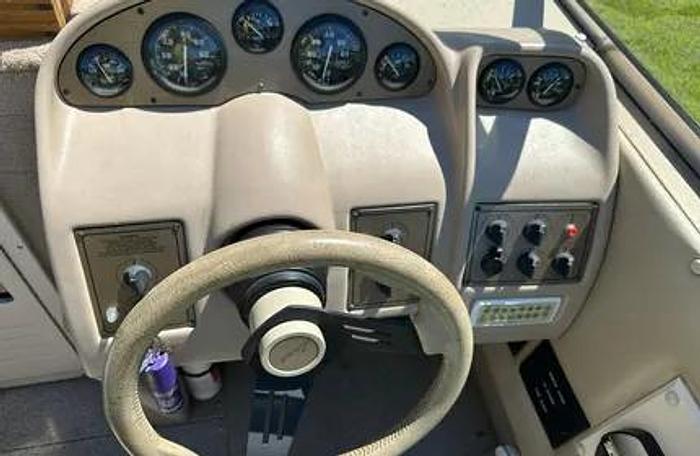 Used 1997 Lund 2150 Baron Magnum