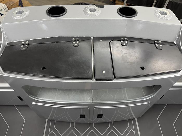 2025 Extreme Boats  696 Game King