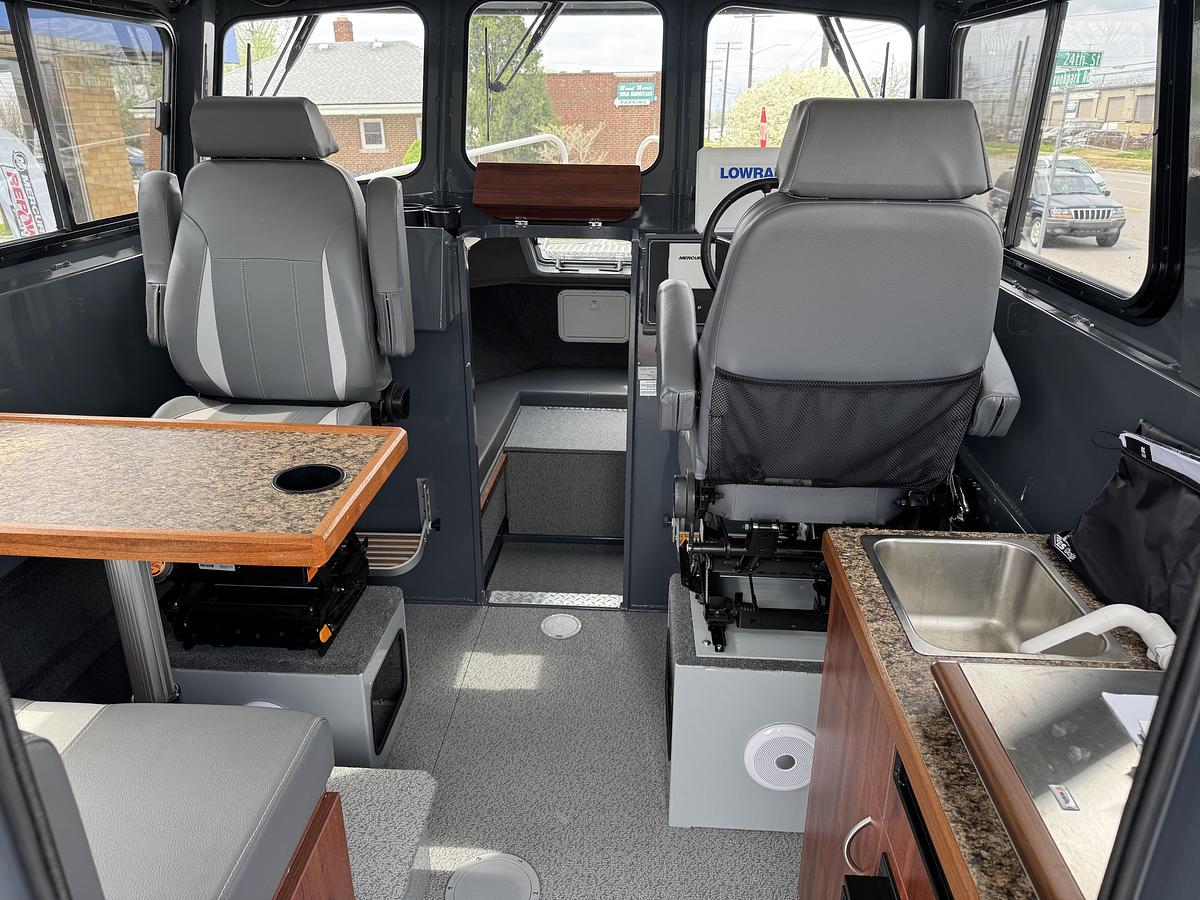 Used 2025 Hewescraft 240 Pacific Cruiser Hardtop