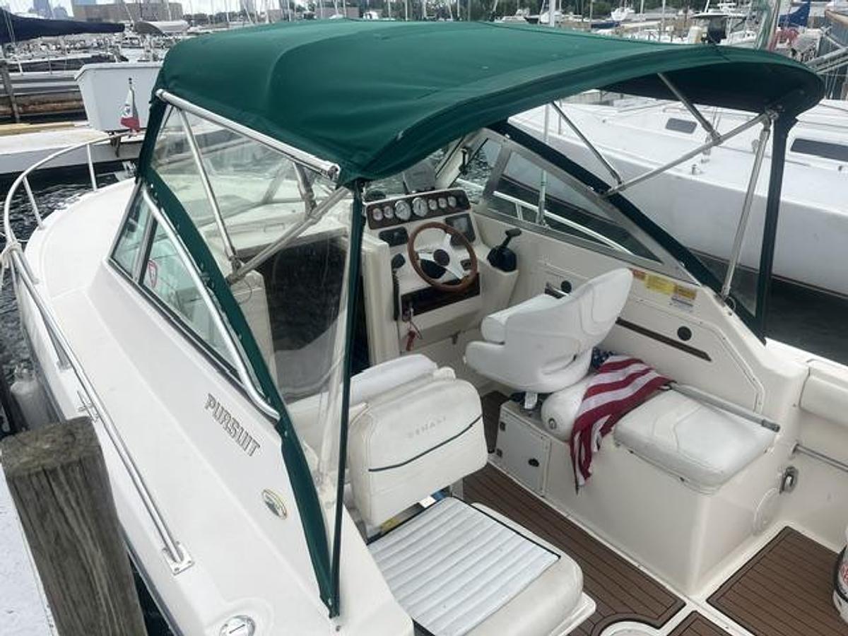 Used 1999 Pursuit 2460 Denali