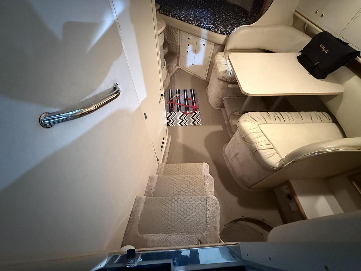 Used 2000 Sea Ray 310 Sundancer