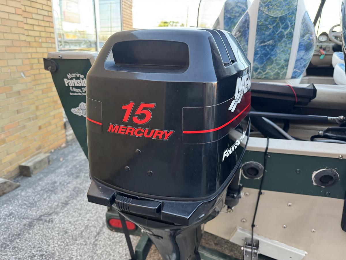 Used 2003 Crestliner 202 Tourament Side Console