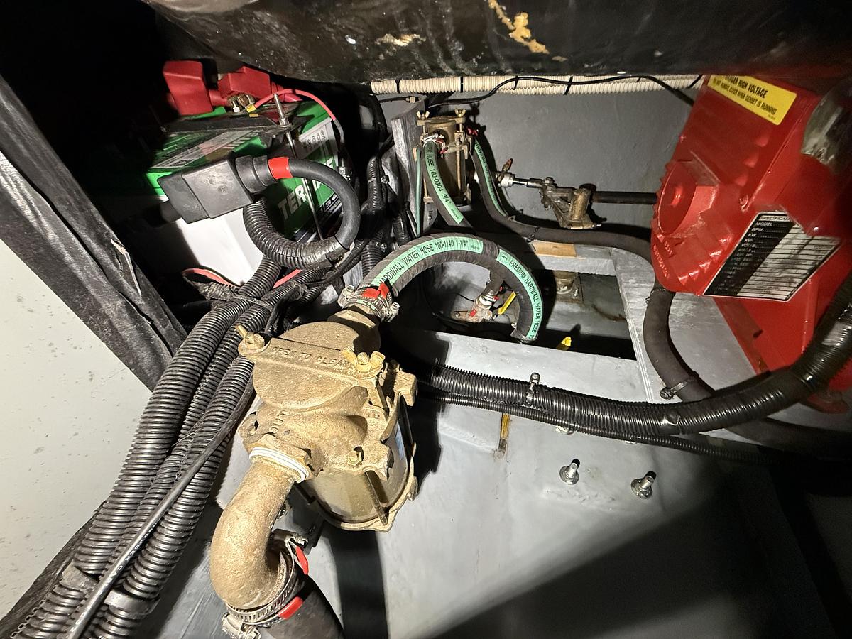 Used 2000 Sea Ray 310 Sundancer