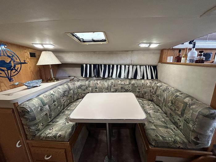 Used 1990 Silverton  40 Motor Yacht
