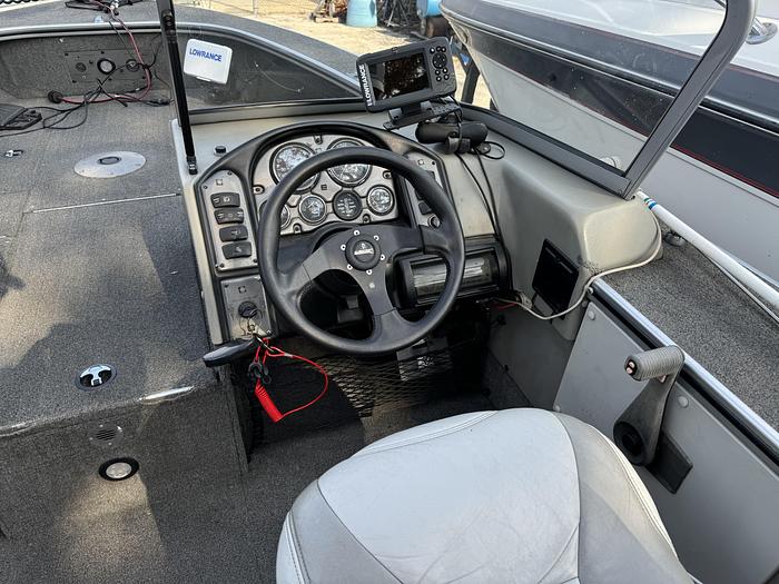 Used 2004 Alumacraft 185 Tourament Sport