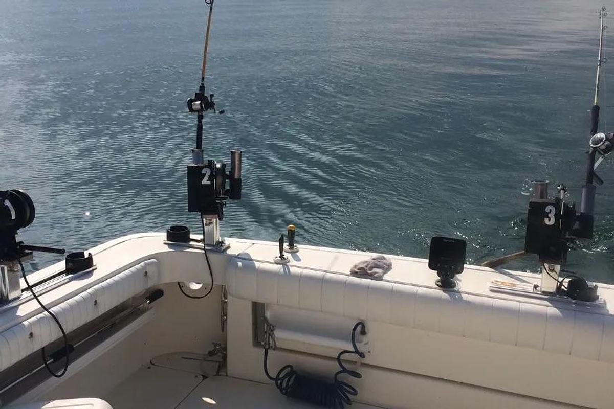 Used 1998 Sea Ray 370 Express Cruiser