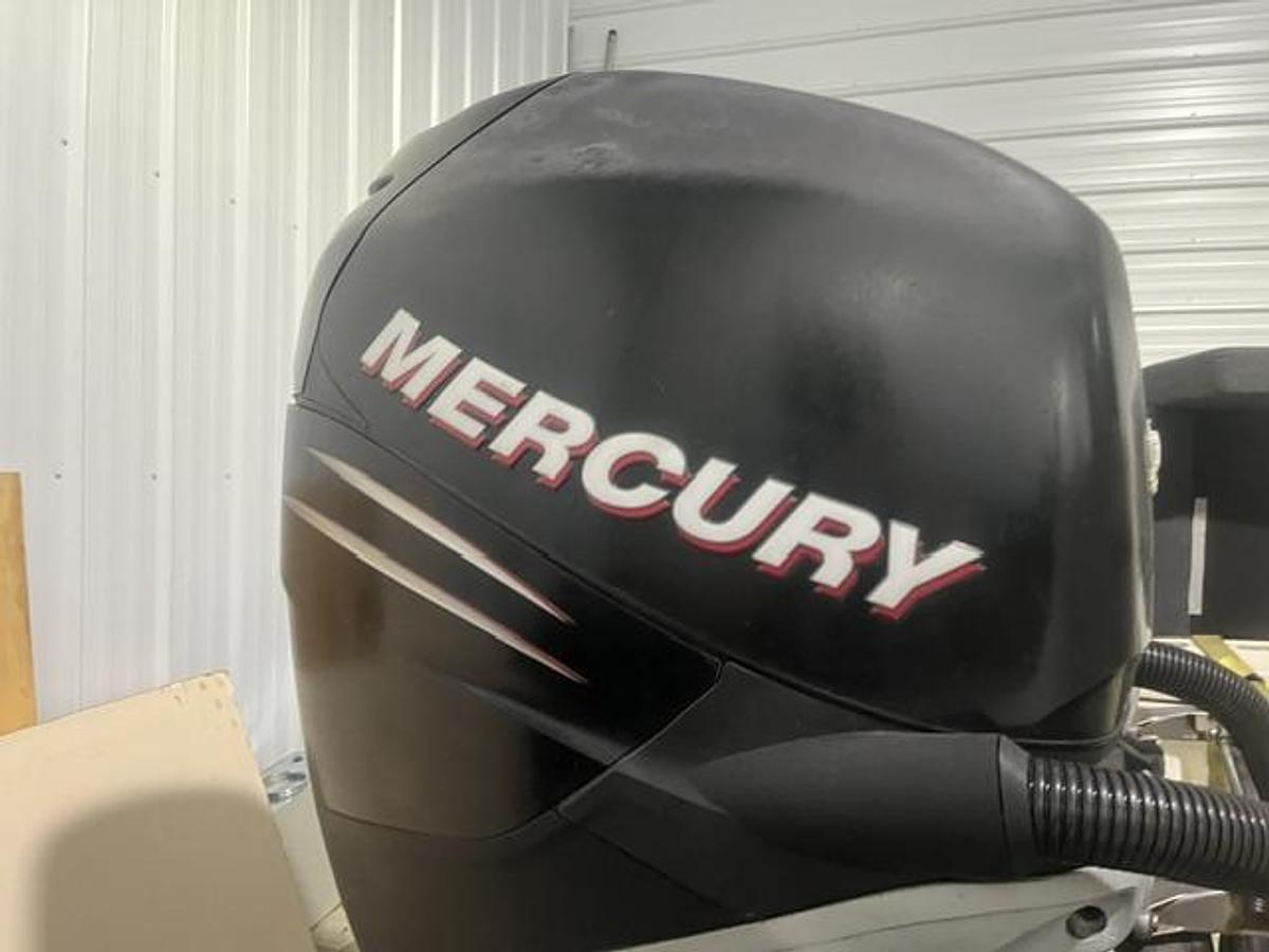 Used 2005 Trophy 2502 Pro
