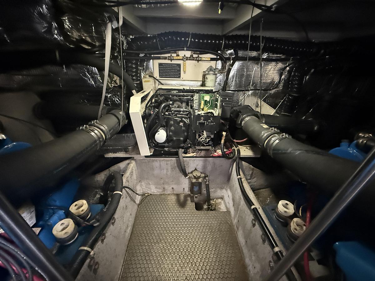 Used 1992 Silverton  41 Aft Cabin Motor Yacht