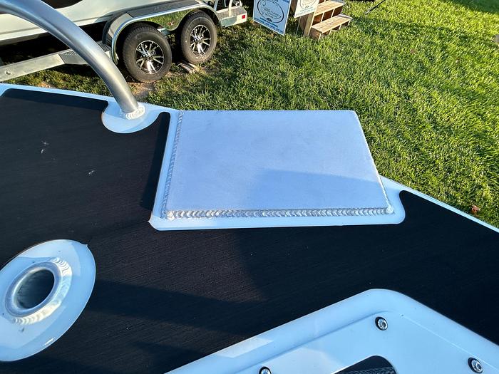 2024 Extreme Boats 1770 Enduro Tiller