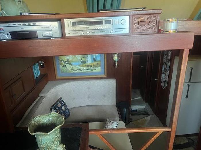 Used 1981 Viking 43 DC