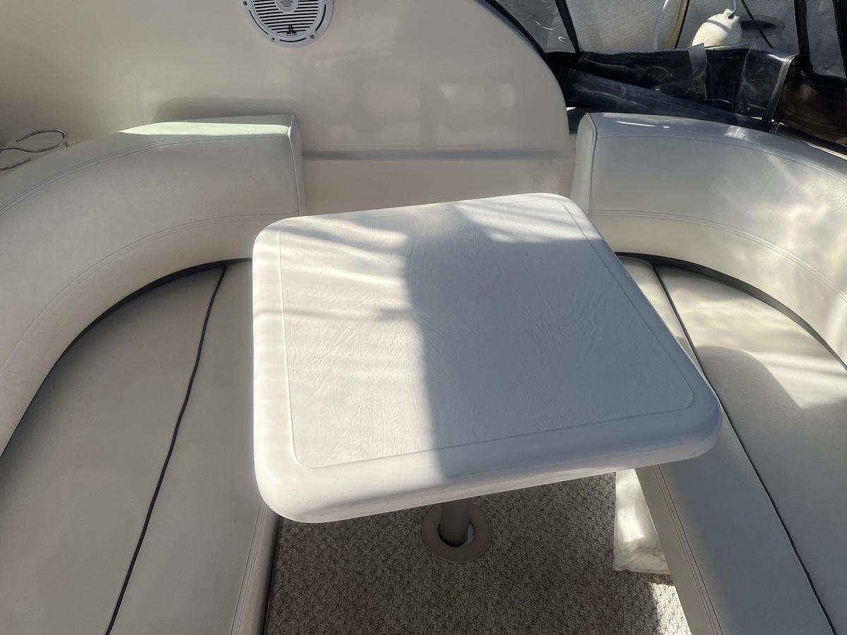 Used 2007 Cruisers Yachts 280 CXI