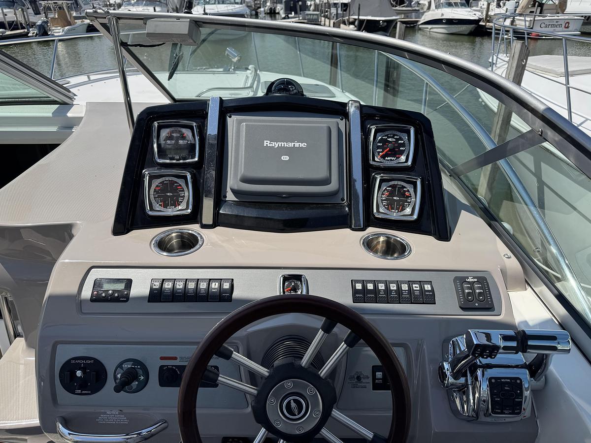 Used 2009 Chaparral 350 Signature