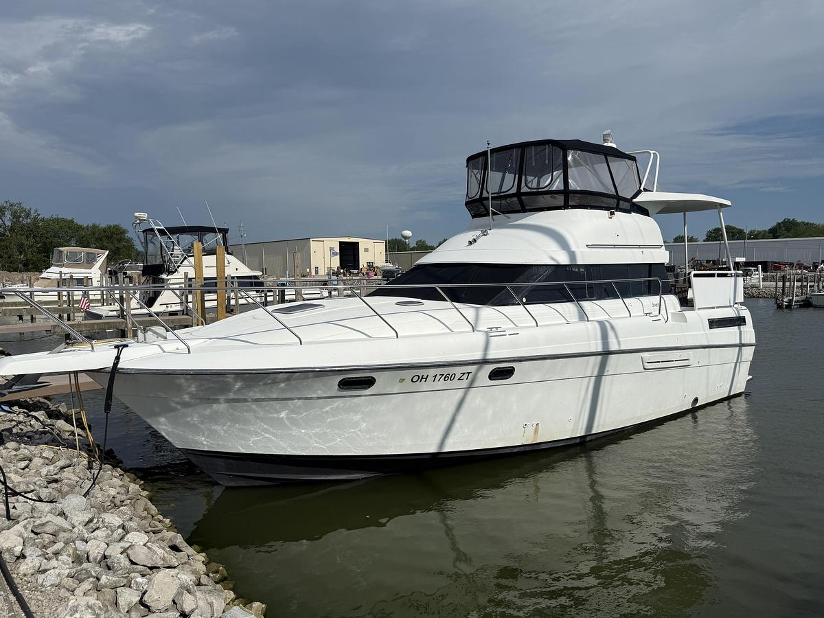 Used 1992 Silverton  41 Aft Cabin Motor Yacht