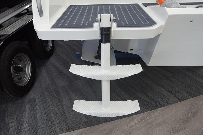 2024 Extreme Boats 745 Center Console 24ft