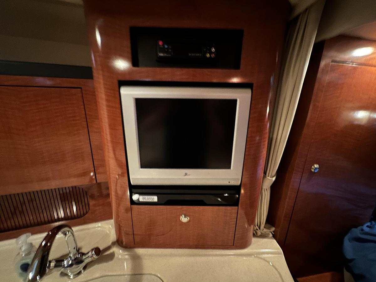 Used 2004 Sea Ray 340 Sundancer