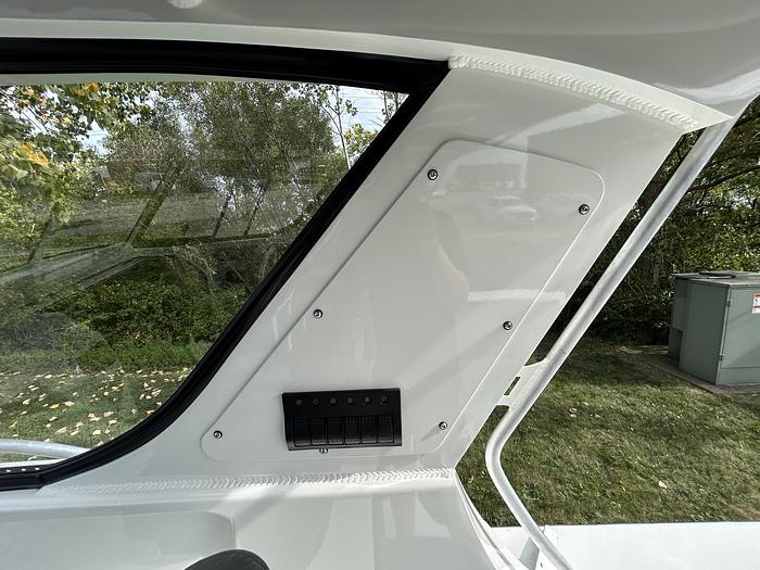 2025 Extreme Boats  745 Game King