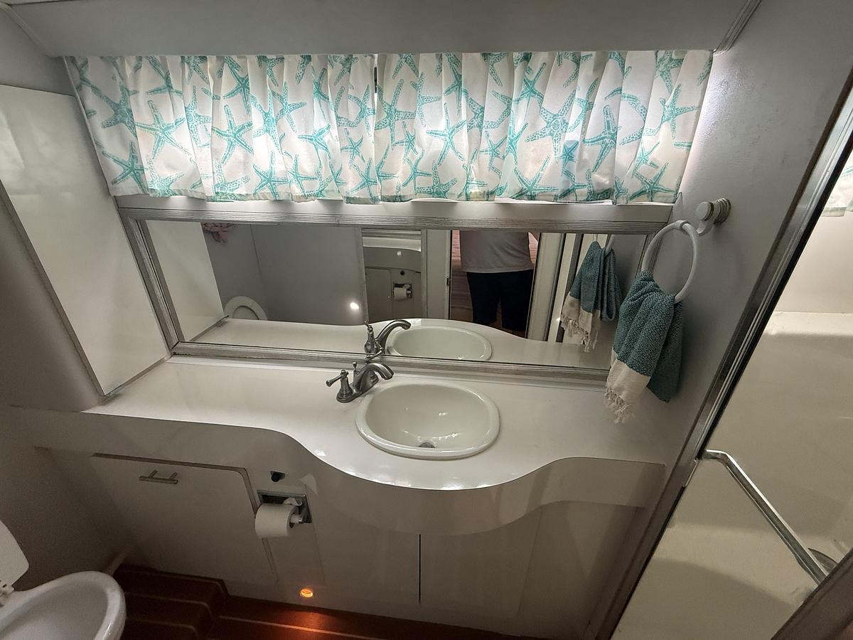 Used 1992 Silverton  41 Aft Cabin Motor Yacht
